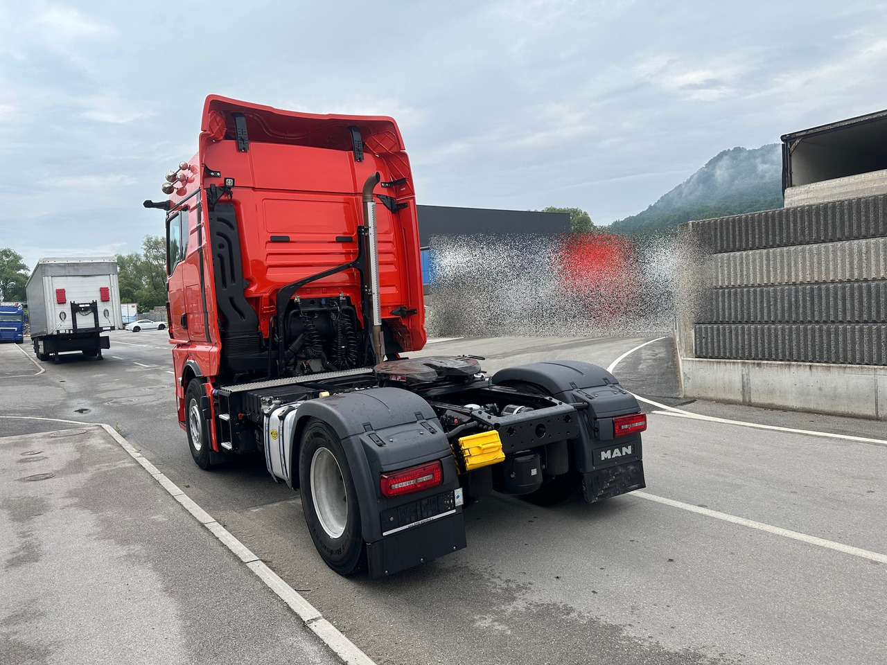 MAN TGX 18.520 4X2 LL Intarder Hydravlika ALU led TV - Tractor unit: picture 4 MAN TGX 18.520 4X2 LL Intarder Hydravlika ALU led TV - Tractor unit: picture 4