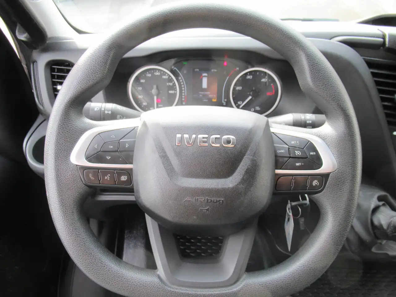 Iveco Daily L3h2 clim 23000€+tva/btw leasing Iveco Daily L3h2 clim 23000€+tva/btw: picture 11