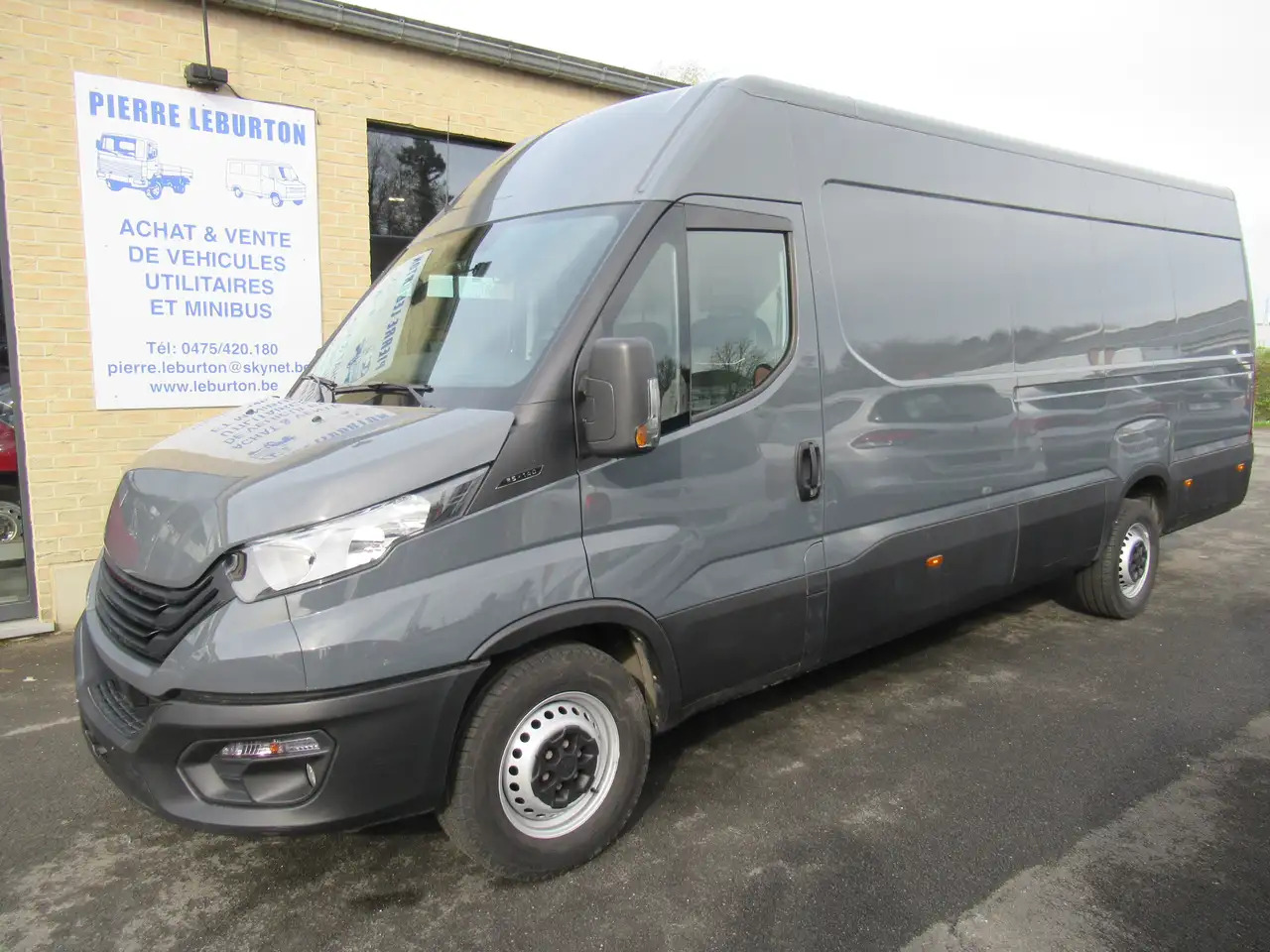 Iveco Daily L3h2 clim 23000€+tva/btw - Panel van: picture 1 Iveco Daily L3h2 clim 23000€+tva/btw - Panel van: picture 1