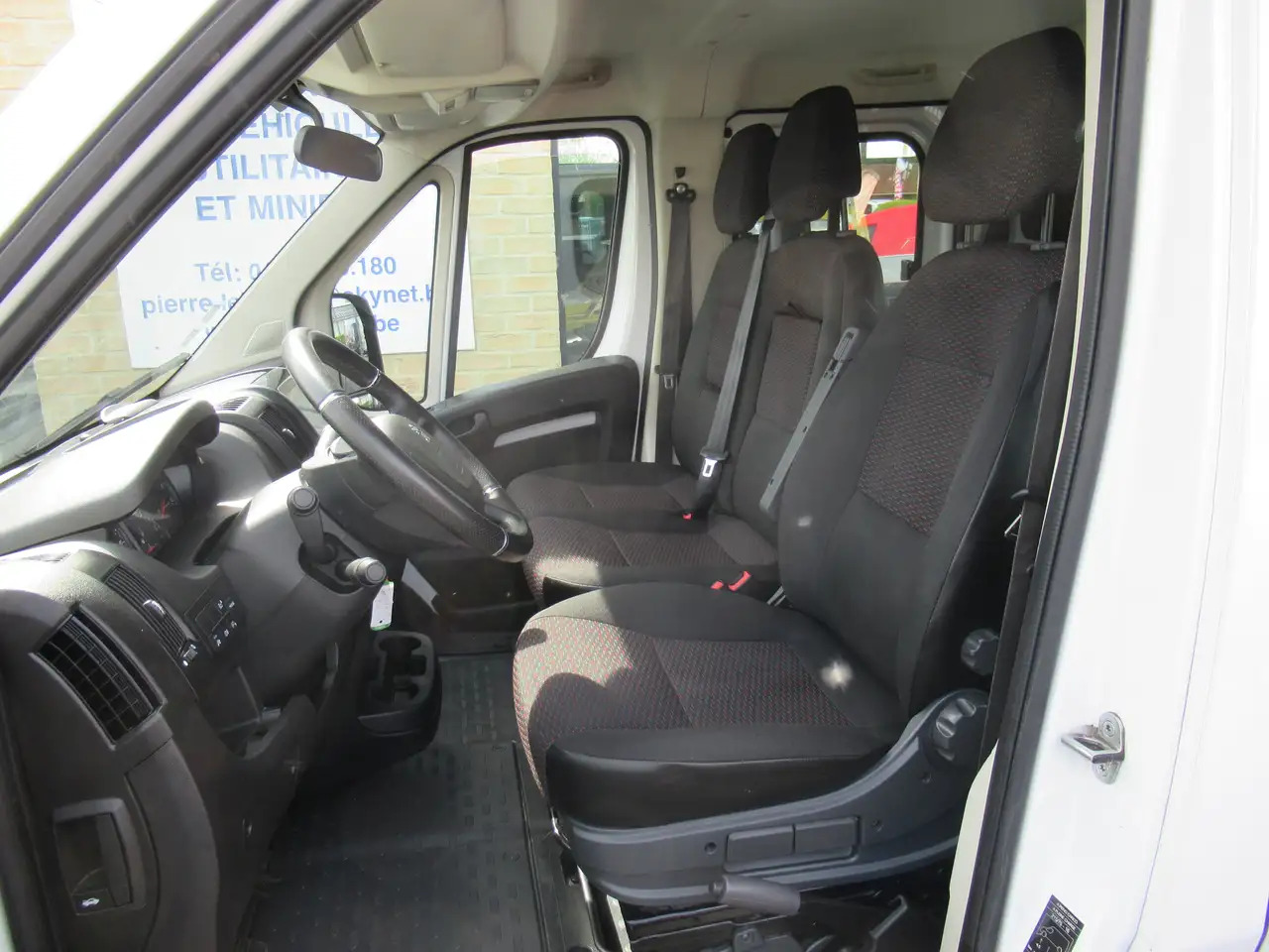 Peugeot Boxer DBLE CAB PICK_UP 165CV 19800€+TVA/BTW - Open body delivery van, Combi van: picture 5 Peugeot Boxer DBLE CAB PICK_UP 165CV 19800€+TVA/BTW - Open body delivery van, Combi van: picture 5