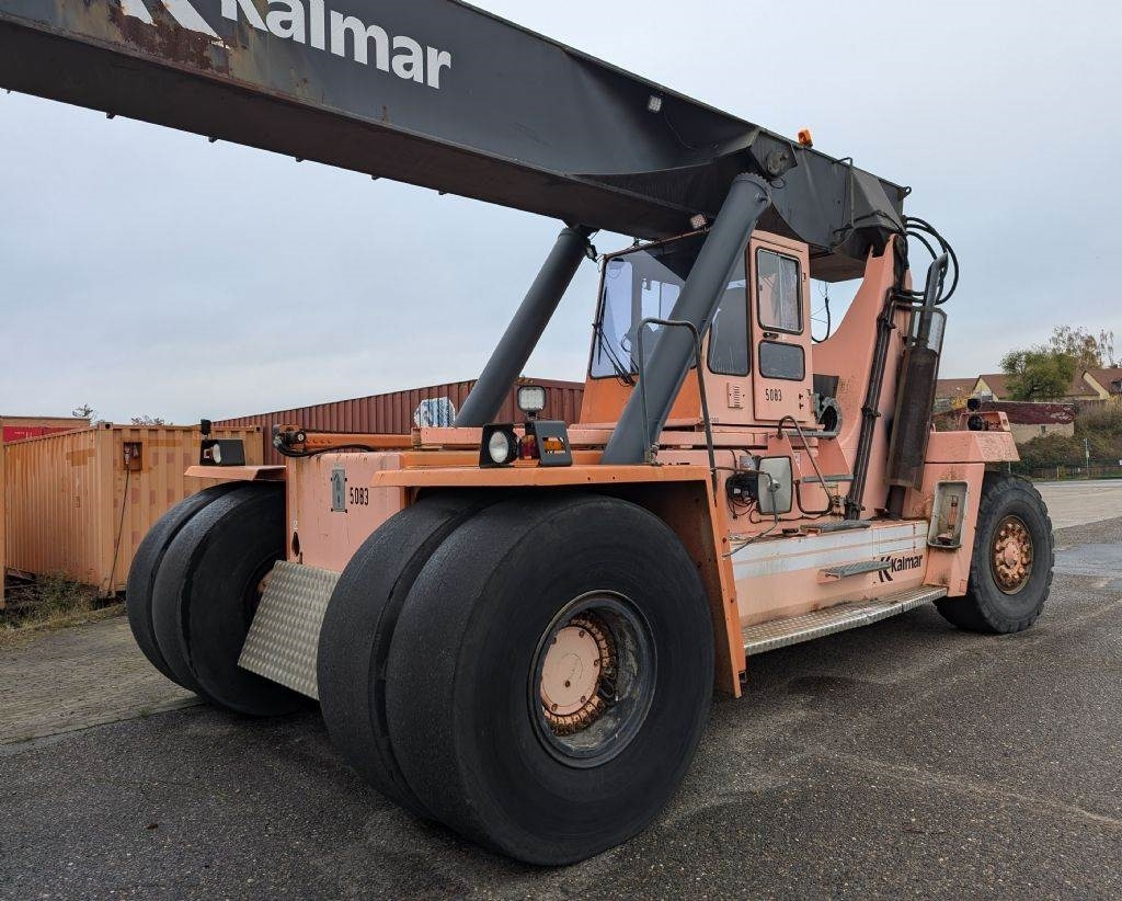 Kalmar DC4560RC4 - Reach stacker: picture 1 Kalmar DC4560RC4 - Reach stacker: picture 1