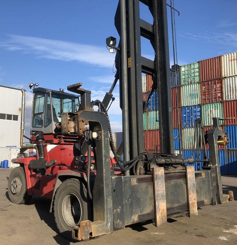 Kalmar DCF100-45E7 - Container handler: picture 5 Kalmar DCF100-45E7 - Container handler: picture 5