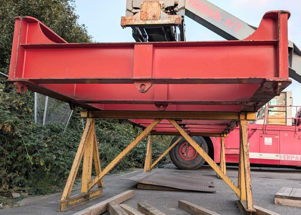 TEC Container BA-110L (8-45) - Material handling equipment: picture 2 TEC Container BA-110L (8-45) - Material handling equipment: picture 2