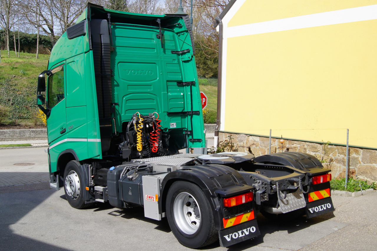Volvo FH 500/Hydraulik/Retarder/Spoiler/422tkm/TÜV/E6 - Tractor unit: picture 3 Volvo FH 500/Hydraulik/Retarder/Spoiler/422tkm/TÜV/E6 - Tractor unit: picture 3