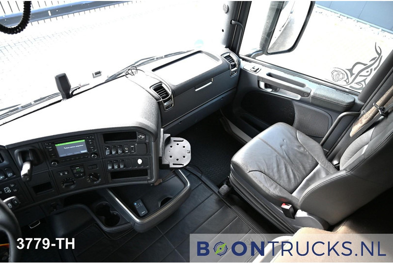 Tractor unit Scania R520 V8 4x2 | EURO6 * RETARDER * 2x TANK 1200L * NL TRUCK * APK 08-2026 * TOP!: picture 11 Tractor unit Scania R520 V8 4x2 | EURO6 * RETARDER * 2x TANK 1200L * NL TRUCK * APK 08-2026 * TOP!: picture 11
