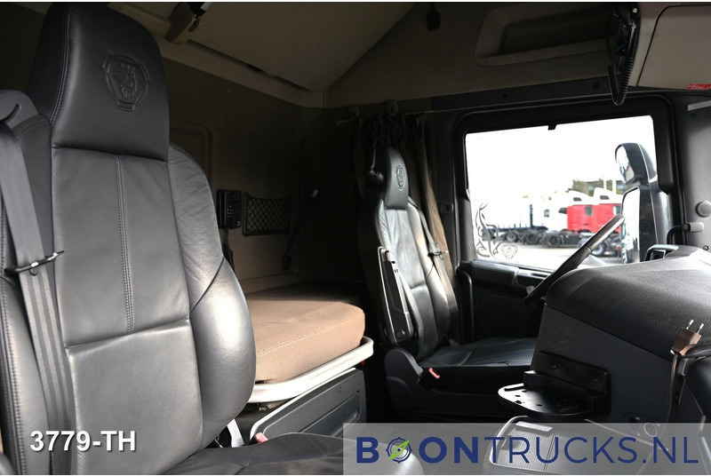 Tractor unit Scania R520 V8 4x2 | EURO6 * RETARDER * 2x TANK 1200L * NL TRUCK * APK 08-2026 * TOP!: picture 17 Tractor unit Scania R520 V8 4x2 | EURO6 * RETARDER * 2x TANK 1200L * NL TRUCK * APK 08-2026 * TOP!: picture 17