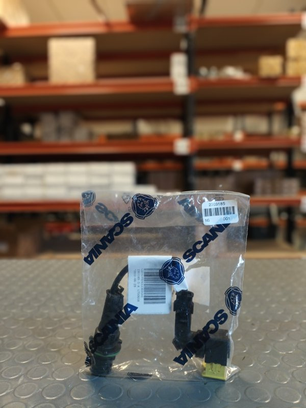 SCANIA CABLE HARNESS - 2303185 - Cables/ Wire harness for Truck: picture 1 SCANIA CABLE HARNESS - 2303185 - Cables/ Wire harness for Truck: picture 1