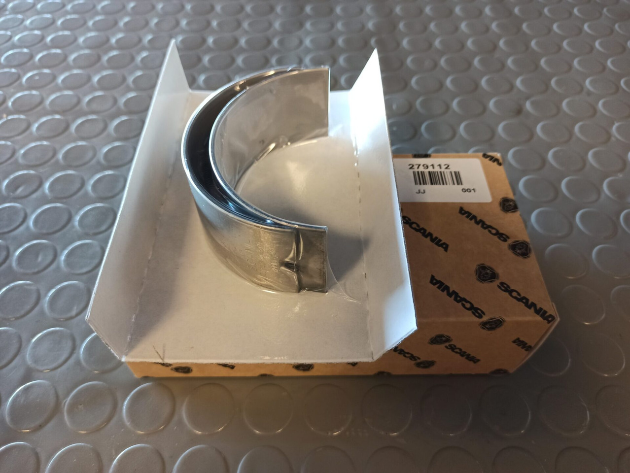 SCANIA CONNECTING ROD BEARING 279112 - Engine bearing for Truck: picture 1 SCANIA CONNECTING ROD BEARING 279112 - Engine bearing for Truck: picture 1