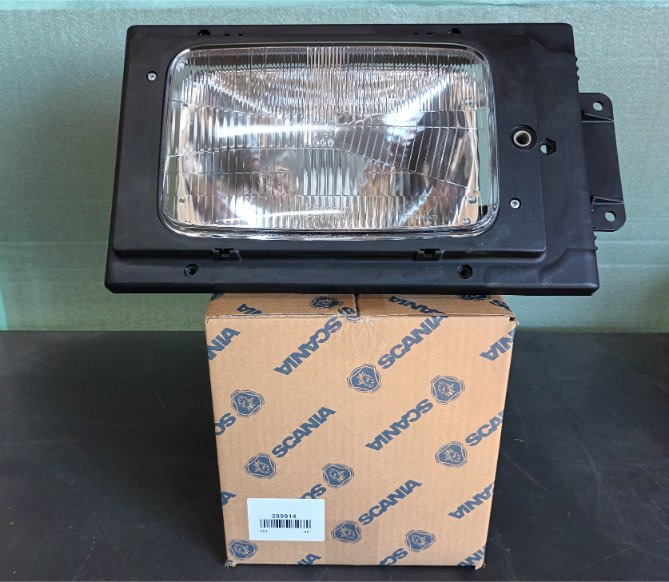 SCANIA HEADLAMP - 289914 - Headlight for Truck: picture 1 SCANIA HEADLAMP - 289914 - Headlight for Truck: picture 1