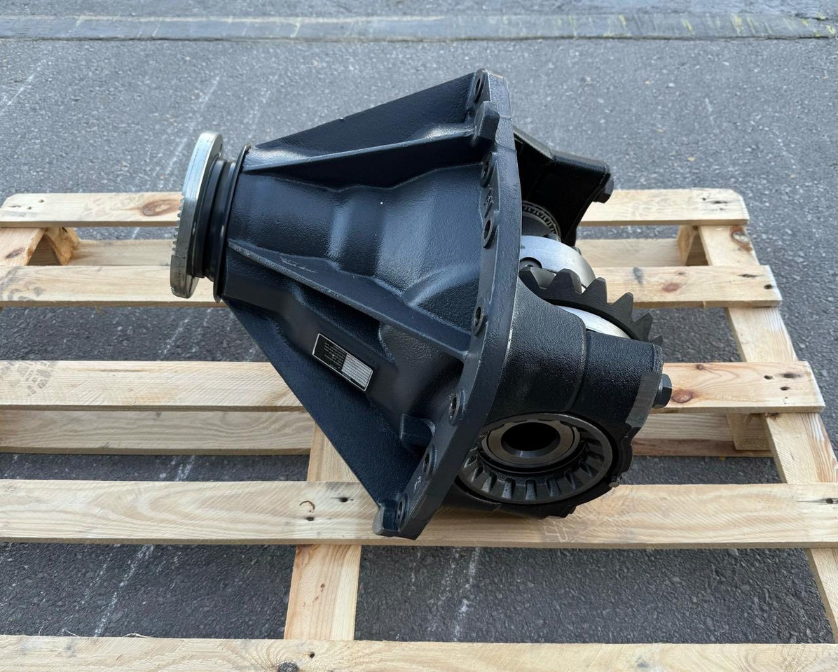 VOLVO Differential Groups Differential Groups - Axle and parts for Truck: picture 4 VOLVO Differential Groups Differential Groups - Axle and parts for Truck: picture 4
