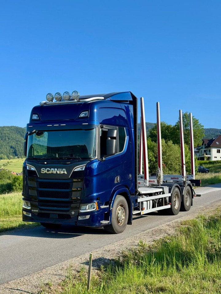 SCANIA 650 V8 6X4 - Timber truck: picture 3 SCANIA 650 V8 6X4 - Timber truck: picture 3