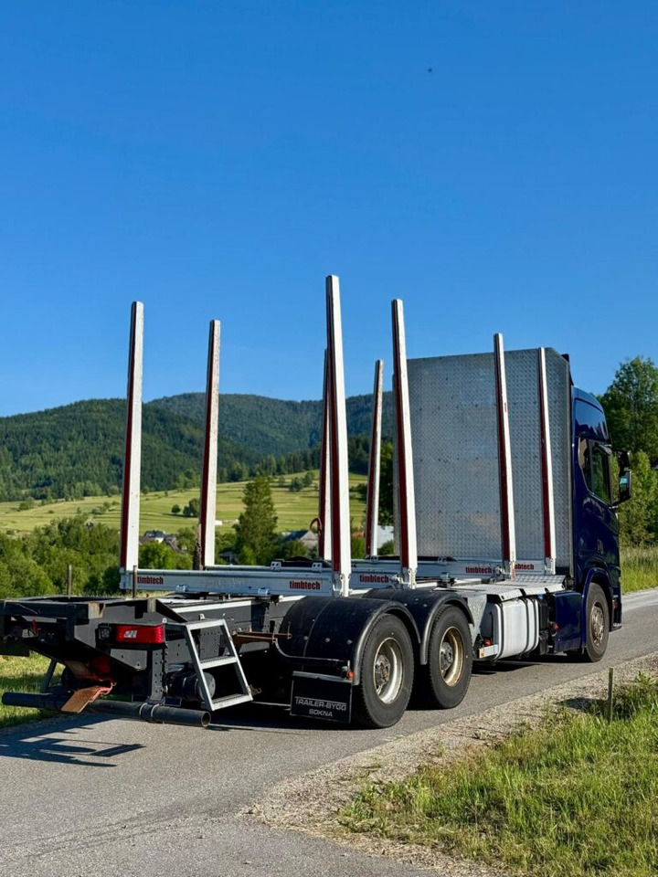 SCANIA 650 V8 6X4 - Timber truck: picture 5 SCANIA 650 V8 6X4 - Timber truck: picture 5