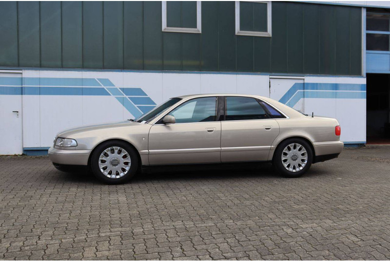 Audi A8 3.7 Quattro - Sedan: picture 1 Audi A8 3.7 Quattro - Sedan: picture 1