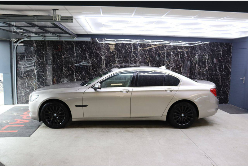 BMW 7 Serie 750i XDRIVE - Sedan: picture 2 BMW 7 Serie 750i XDRIVE - Sedan: picture 2