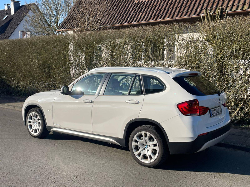 BMW X1 - Car: picture 1 BMW X1 - Car: picture 1
