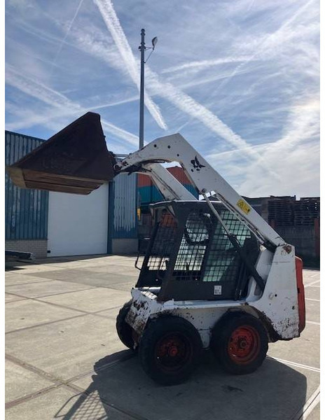 Bobcat S100 - Wheel loader: picture 1 Bobcat S100 - Wheel loader: picture 1