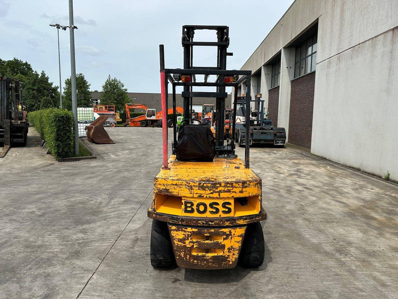 Boss MH40D/4B-3 - Diesel forklift: picture 5 Boss MH40D/4B-3 - Diesel forklift: picture 5