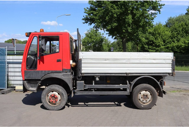 Bucher BU 100 4x4 - Dropside/ Flatbed truck: picture 2 Bucher BU 100 4x4 - Dropside/ Flatbed truck: picture 2