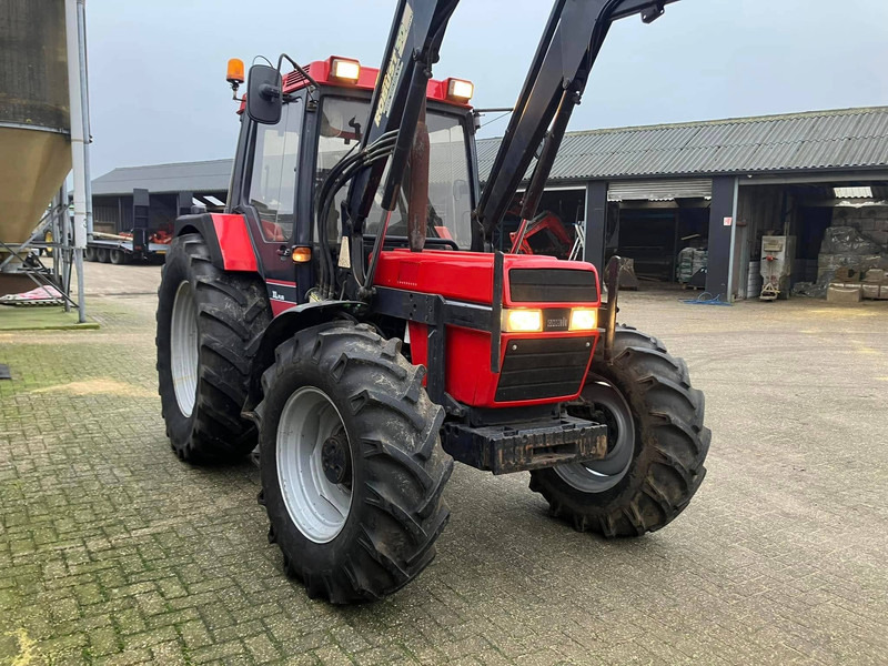 Case 844 XL Plus - Farm tractor: picture 3 Case 844 XL Plus - Farm tractor: picture 3