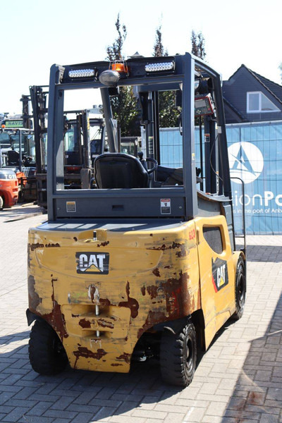 Electric forklift Caterpillar 2EP500: picture 6