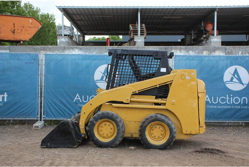Caterpillar - Wheel loader: picture 2 Caterpillar - Wheel loader: picture 2