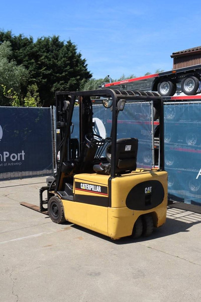 Caterpillar EP16KT - Electric forklift: picture 3 Caterpillar EP16KT - Electric forklift: picture 3