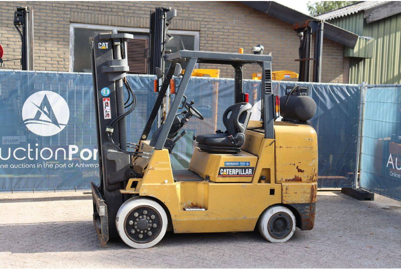 Caterpillar GC45K - LPG forklift: picture 1 Caterpillar GC45K - LPG forklift: picture 1