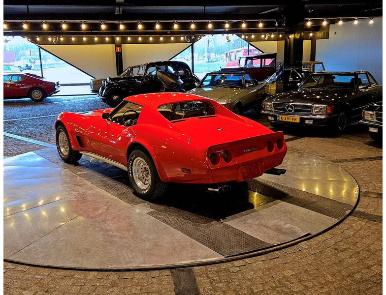 Chevrolet Corvette C3 Stingray 350 Automatic - Sedan: picture 3 Chevrolet Corvette C3 Stingray 350 Automatic - Sedan: picture 3