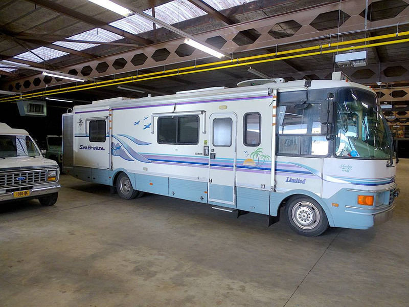 Chevrolet Sea Breeze V8 - Camper van: picture 2 Chevrolet Sea Breeze V8 - Camper van: picture 2