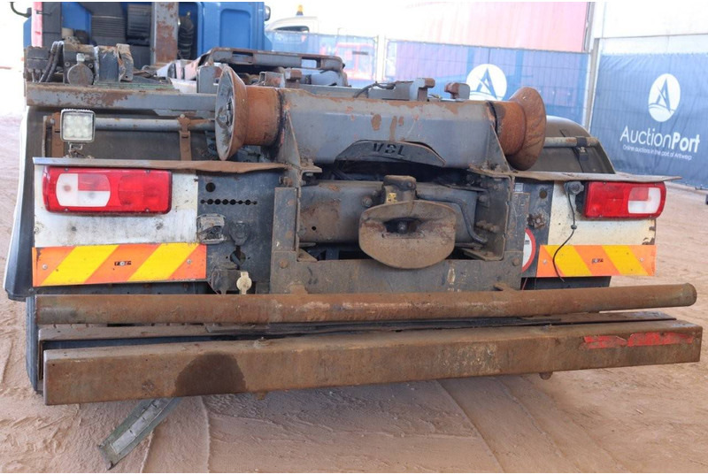 Hook lift truck DAF CF85.360: picture 19