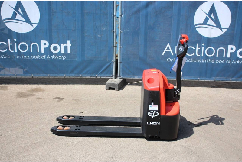 EP Equipment WPL202 - Pallet truck: picture 2 EP Equipment WPL202 - Pallet truck: picture 2