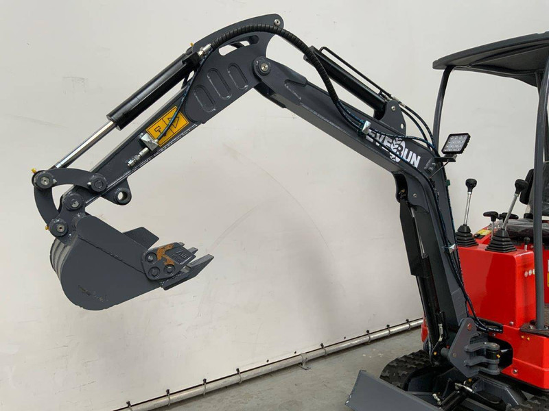 Everun ERE10Pro - Mini excavator: picture 3 Everun ERE10Pro - Mini excavator: picture 3