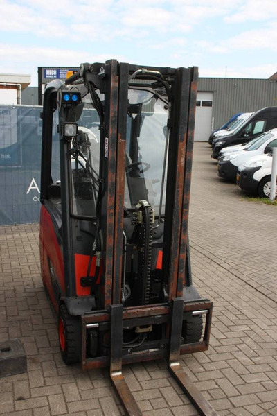 Electric forklift Fenwick-Linde E16H-02: picture 6