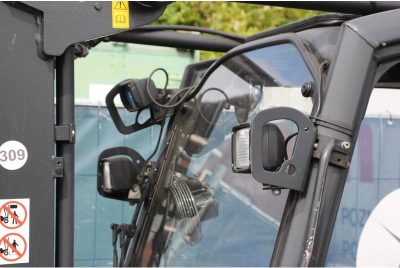 Electric forklift Fenwick-Linde E16H-02: picture 14