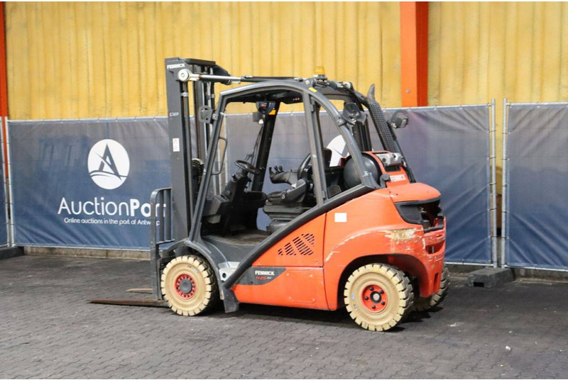 Fenwick-Linde H25T-02 - LPG forklift: picture 3 Fenwick-Linde H25T-02 - LPG forklift: picture 3