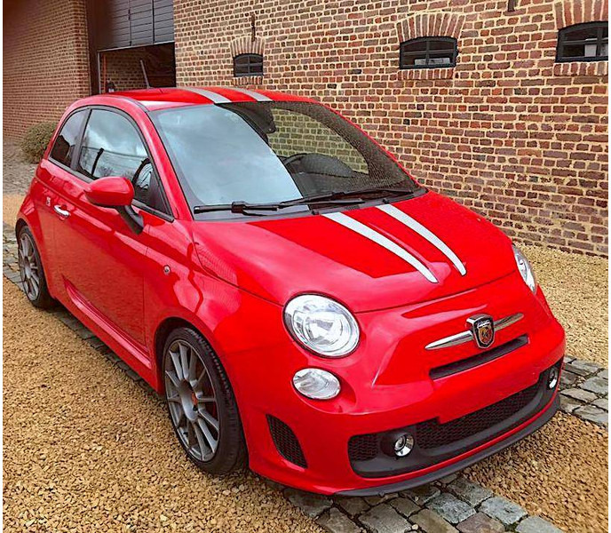 Fiat 500 Abarth Tributo Ferrari (limited 142/200) - Sedan: picture 3 Fiat 500 Abarth Tributo Ferrari (limited 142/200) - Sedan: picture 3