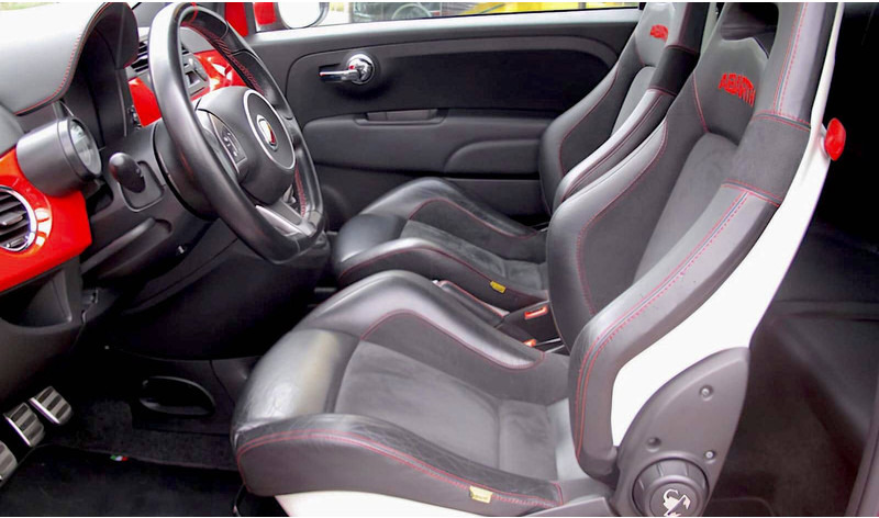 Fiat 500 Abarth Tributo Ferrari (limited 142/200) - Sedan: picture 4 Fiat 500 Abarth Tributo Ferrari (limited 142/200) - Sedan: picture 4