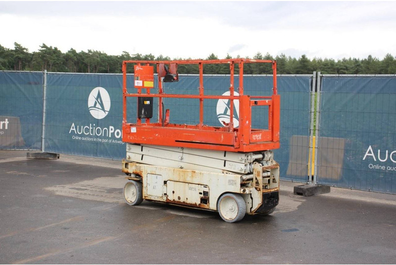 Genie GS-2032 - Scissor lift: picture 3 Genie GS-2032 - Scissor lift: picture 3
