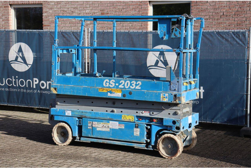Genie GS-2032 - Scissor lift: picture 3 Genie GS-2032 - Scissor lift: picture 3