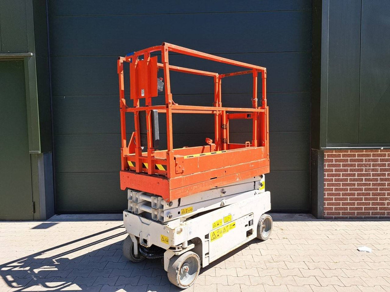 Genie GS2032 - Scissor lift: picture 3 Genie GS2032 - Scissor lift: picture 3