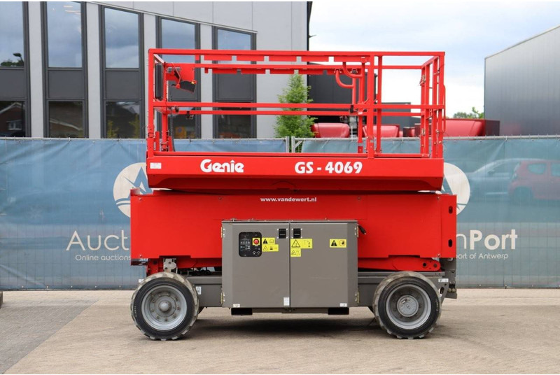 Genie GS4069 BE - Scissor lift: picture 2 Genie GS4069 BE - Scissor lift: picture 2