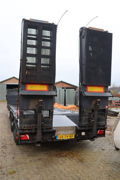 Goldhofer STZ-L2-26/80 - Low loader semi-trailer: picture 4 Goldhofer STZ-L2-26/80 - Low loader semi-trailer: picture 4