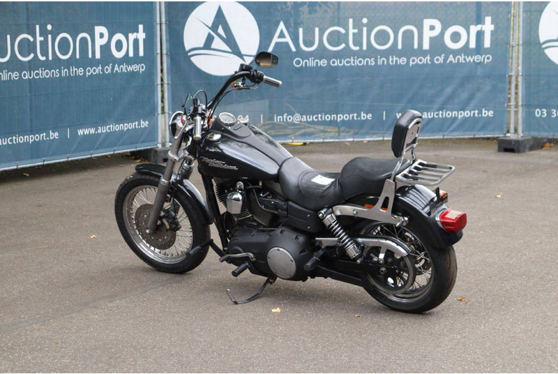 Harley-Davidson Dyna Street Bob - Motorcycle: picture 3 Harley-Davidson Dyna Street Bob - Motorcycle: picture 3