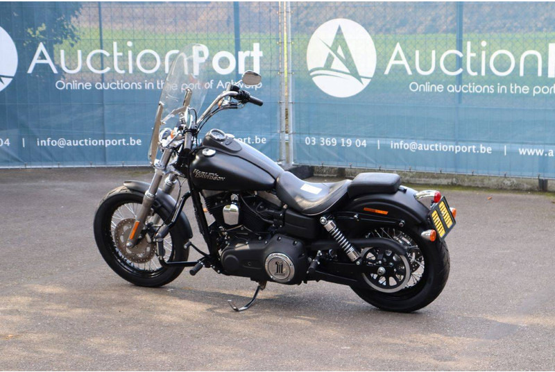 Harley-Davidson Dyna Street Bob - Motorcycle: picture 3 Harley-Davidson Dyna Street Bob - Motorcycle: picture 3