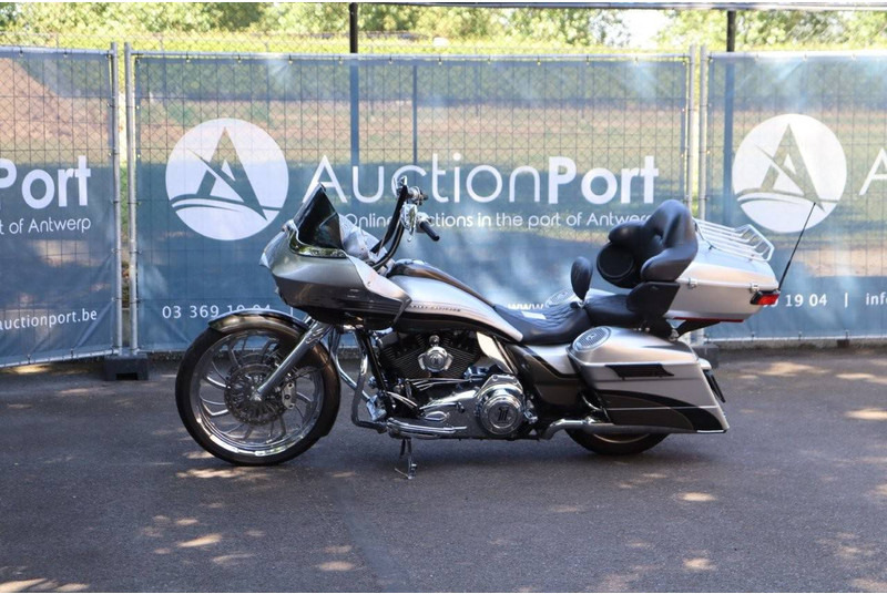 Harley-Davidson Road Glide CVO - Motorcycle: picture 1 Harley-Davidson Road Glide CVO - Motorcycle: picture 1