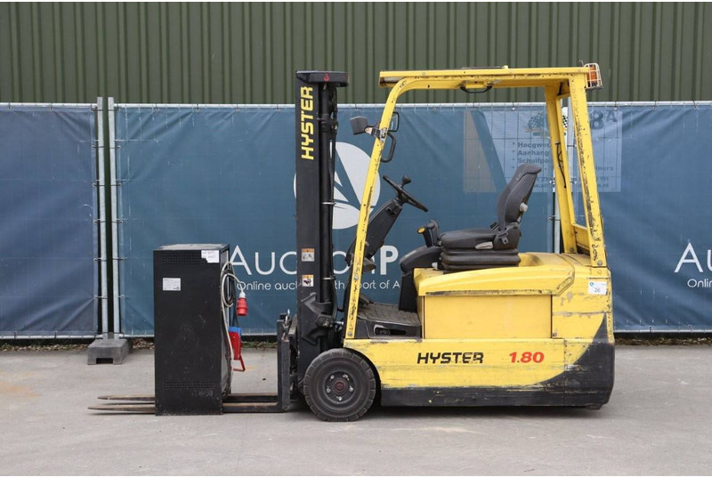 Hyster J1.80 XMT - Electric forklift: picture 2 Hyster J1.80 XMT - Electric forklift: picture 2
