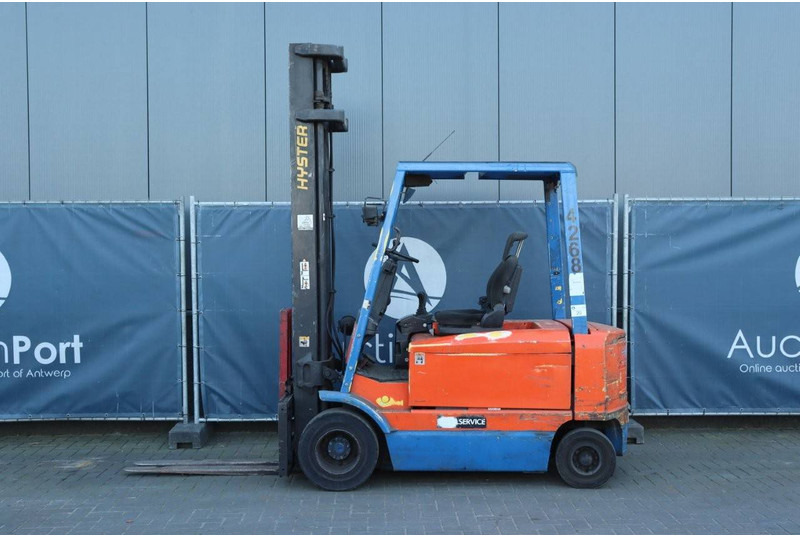 Hyster J3.00XM-861 - Electric forklift: picture 2 Hyster J3.00XM-861 - Electric forklift: picture 2