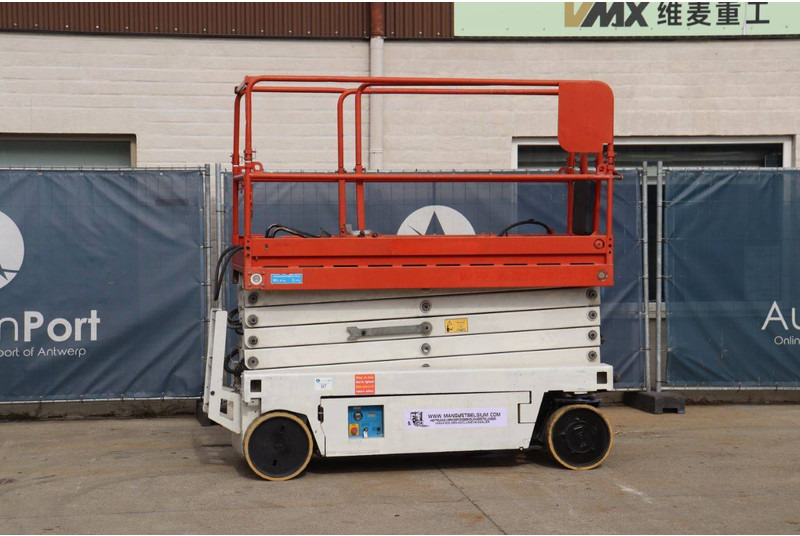 Imer IT 10090 - Scissor lift: picture 1 Imer IT 10090 - Scissor lift: picture 1