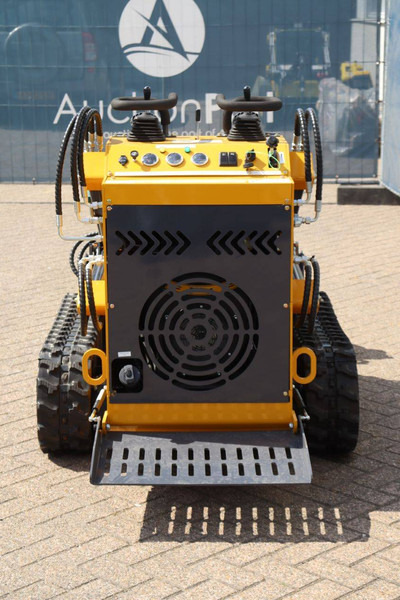 Infront YF380 - Crawler loader: picture 5 Infront YF380 - Crawler loader: picture 5