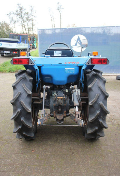 Iseki Landleader 247 - Farm tractor: picture 4 Iseki Landleader 247 - Farm tractor: picture 4